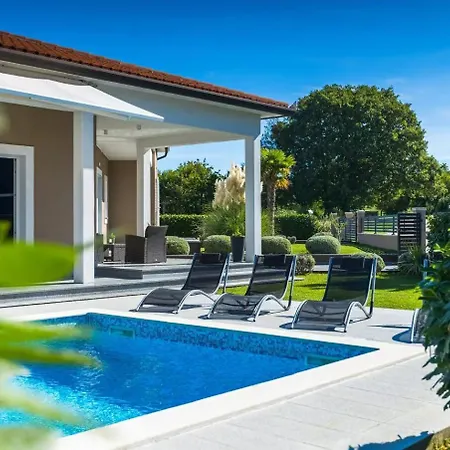Deep Blue Villa